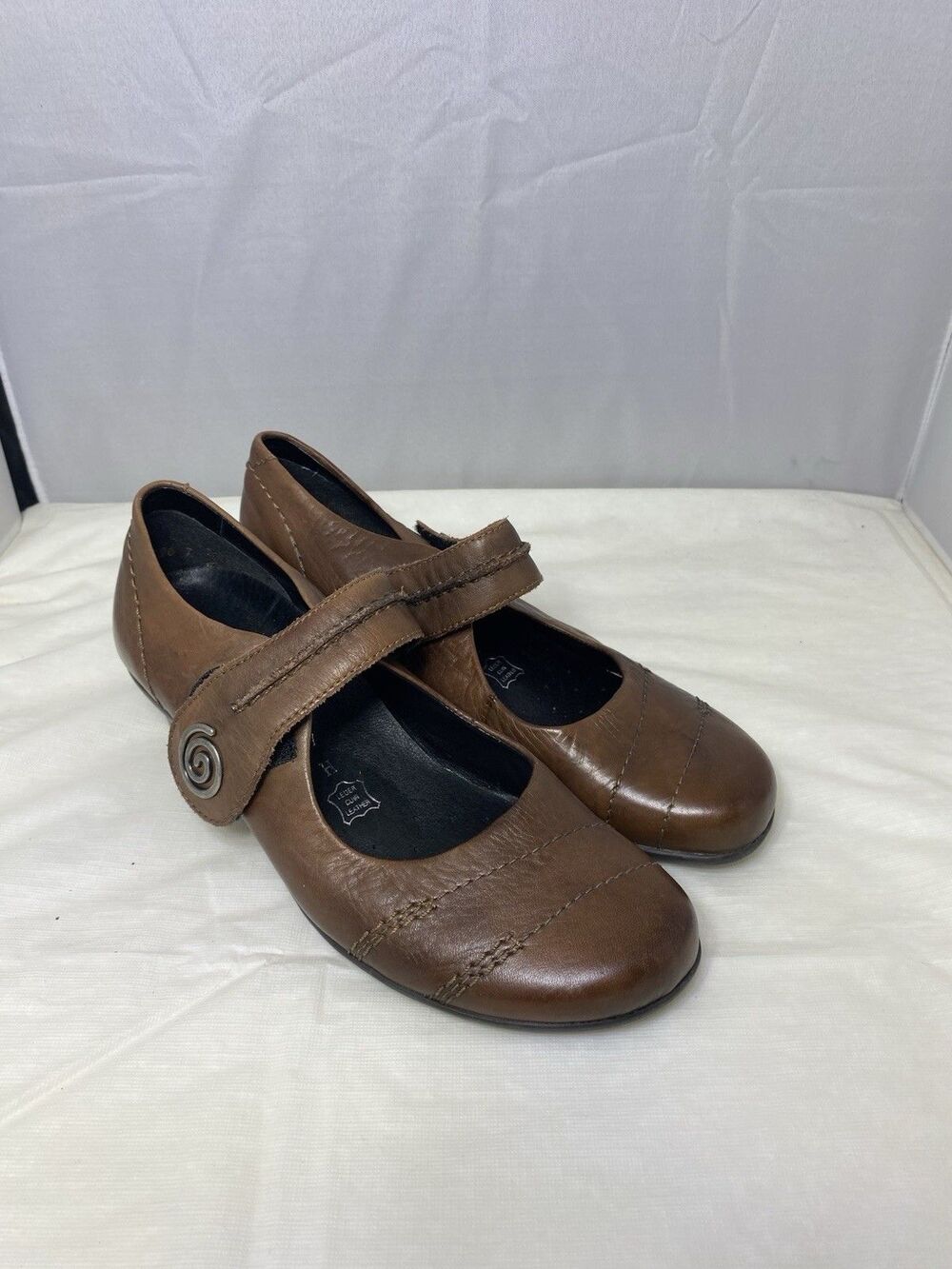 Remonte Womens 37 Mary Jane Comfort Shoe Brown Leather Perforated Flat US 6